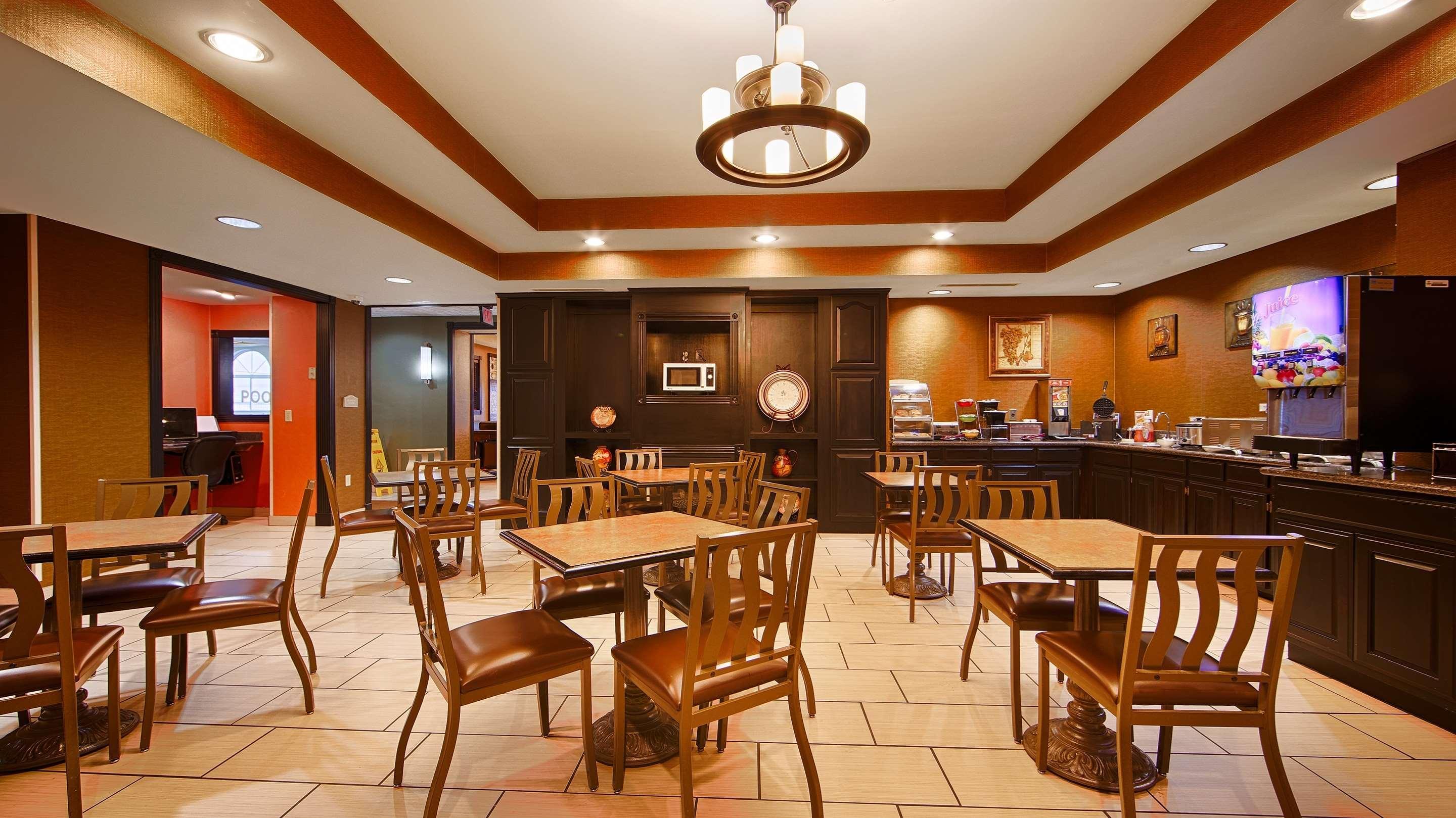 Best Western Plus Searcy Inn Bagian luar foto